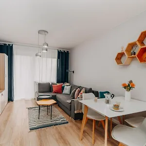 Apartament Heksagon Surfingbird Kasprowicza, Kołobrzeg